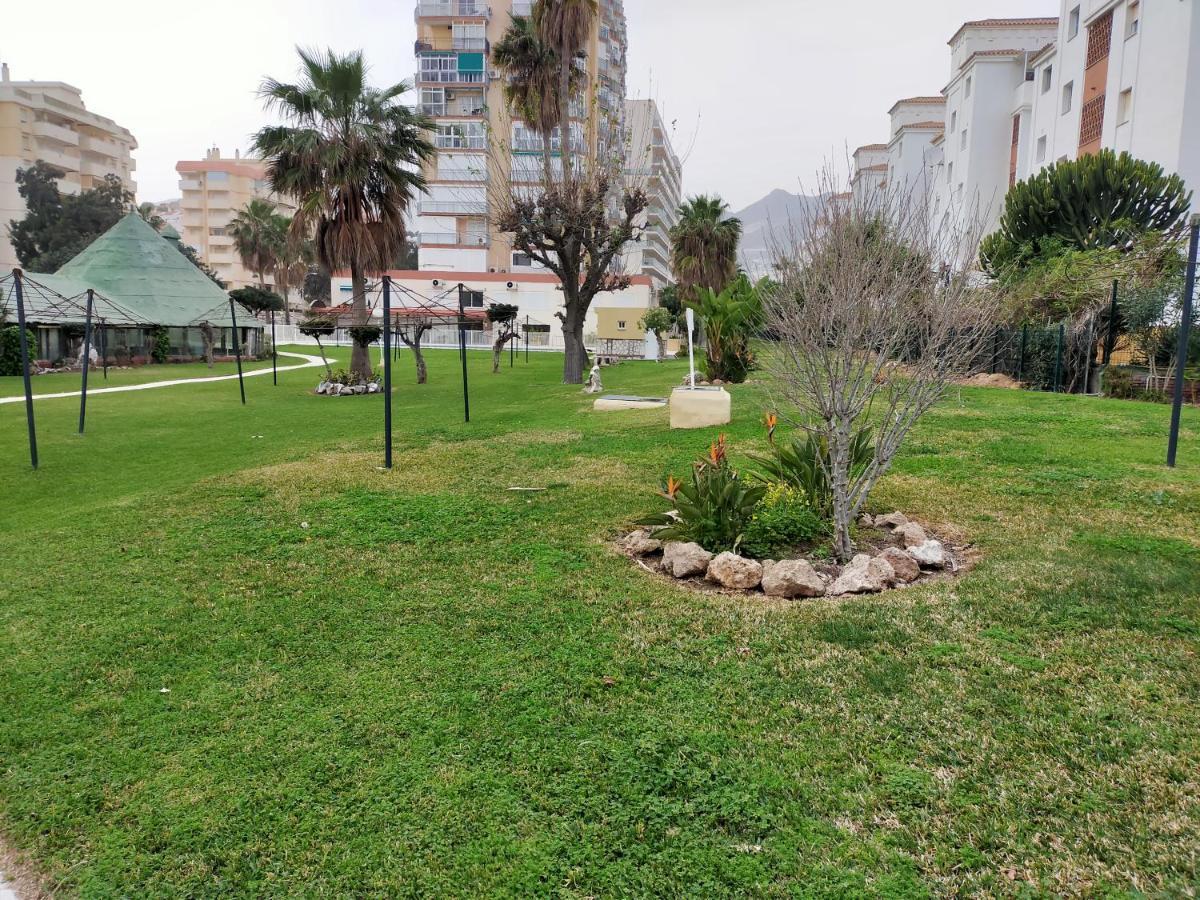 Benalmadena ,Apartamento-Estudio Primera Linea De Playa Εξωτερικό φωτογραφία