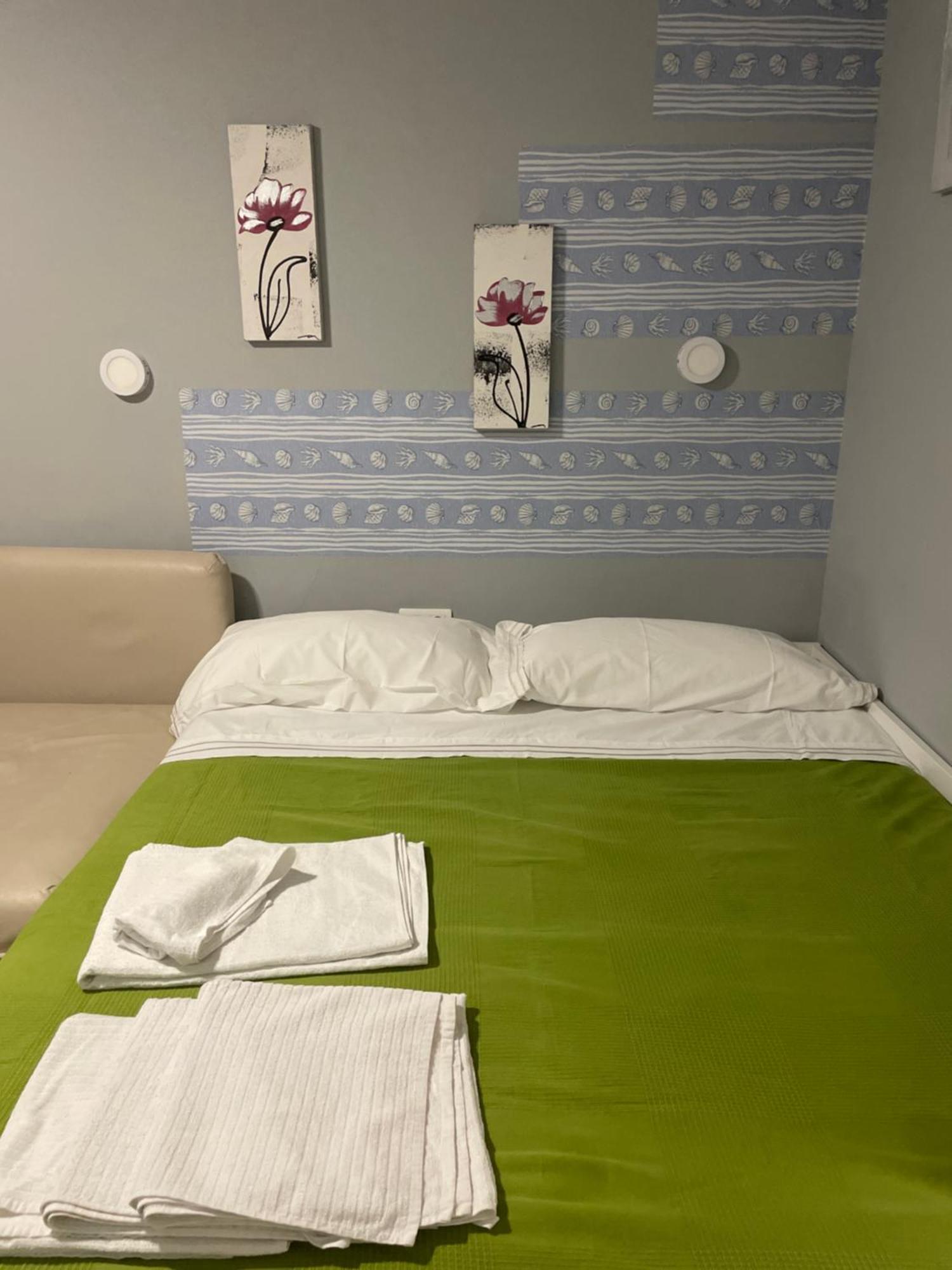 Benalmadena ,Apartamento-Estudio Primera Linea De Playa Εξωτερικό φωτογραφία